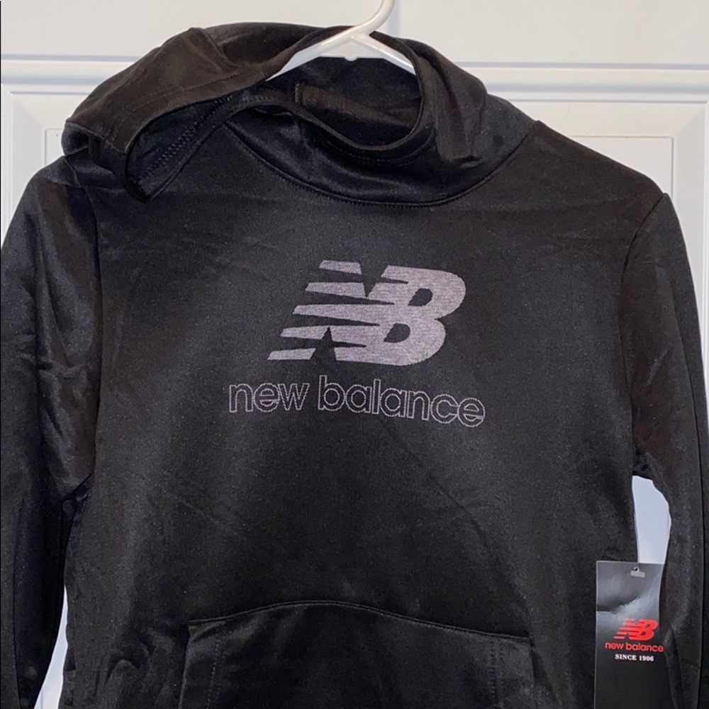 ⚡️5/$20 Clearance item - Kids Black New Balance Sweatshirt 16 XL
